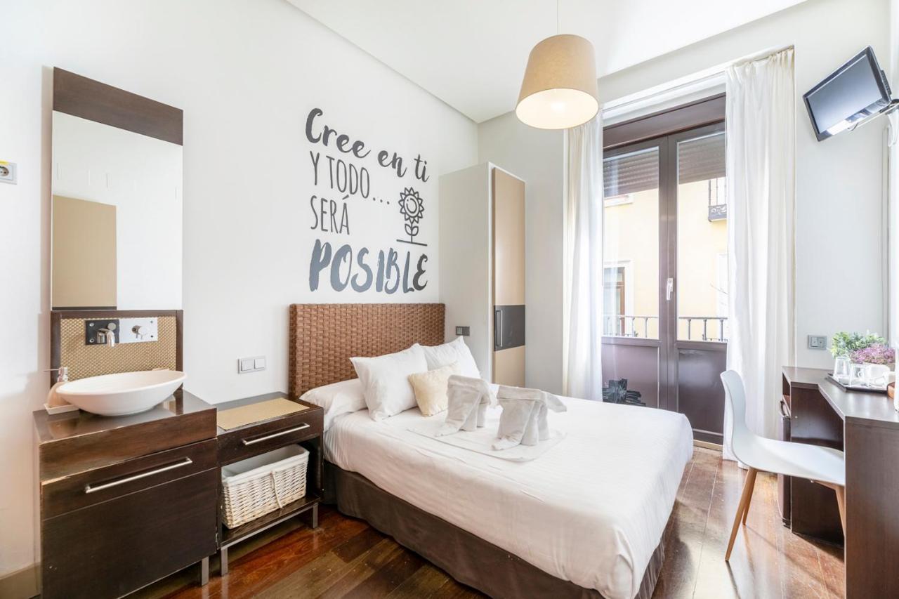 Madrid House Rooms ภายนอก รูปภาพ