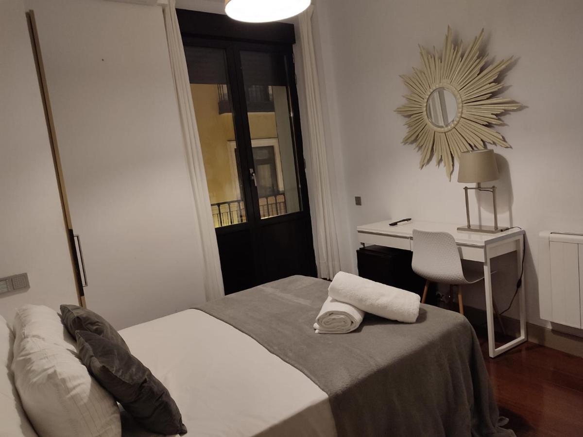 Madrid House Rooms ภายนอก รูปภาพ