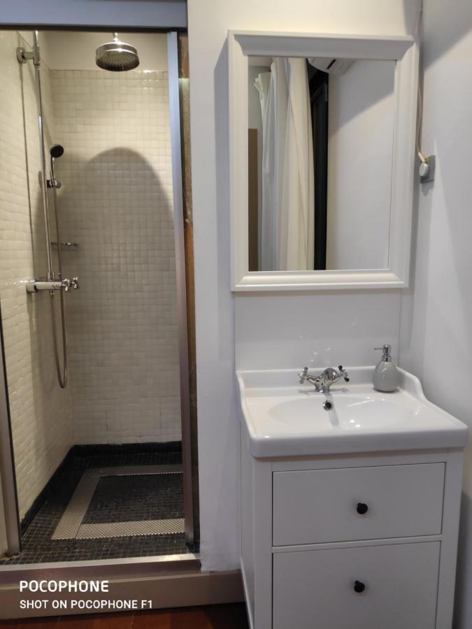 Madrid House Rooms ภายนอก รูปภาพ